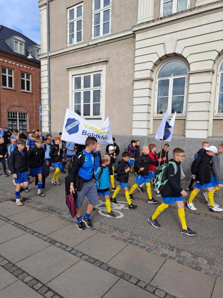 c75d6ec22bb517f8ac0881f3cd750a57